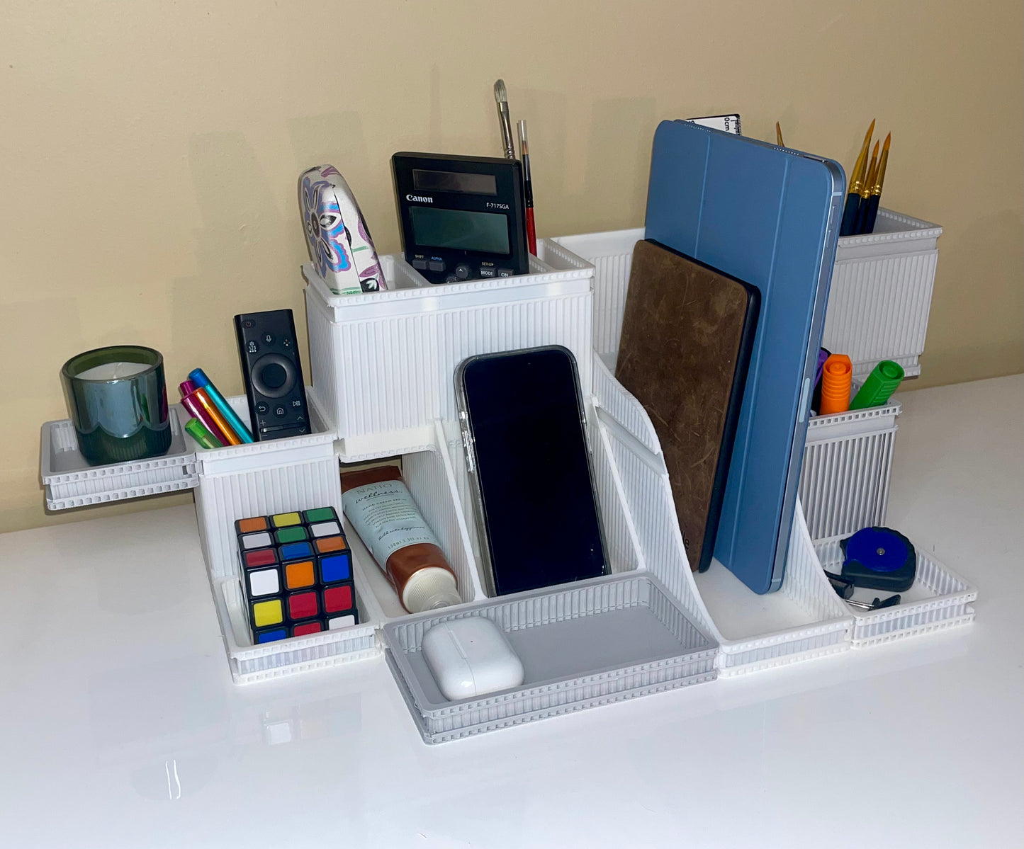 Low-wall Desk Part (8x8x2cm)