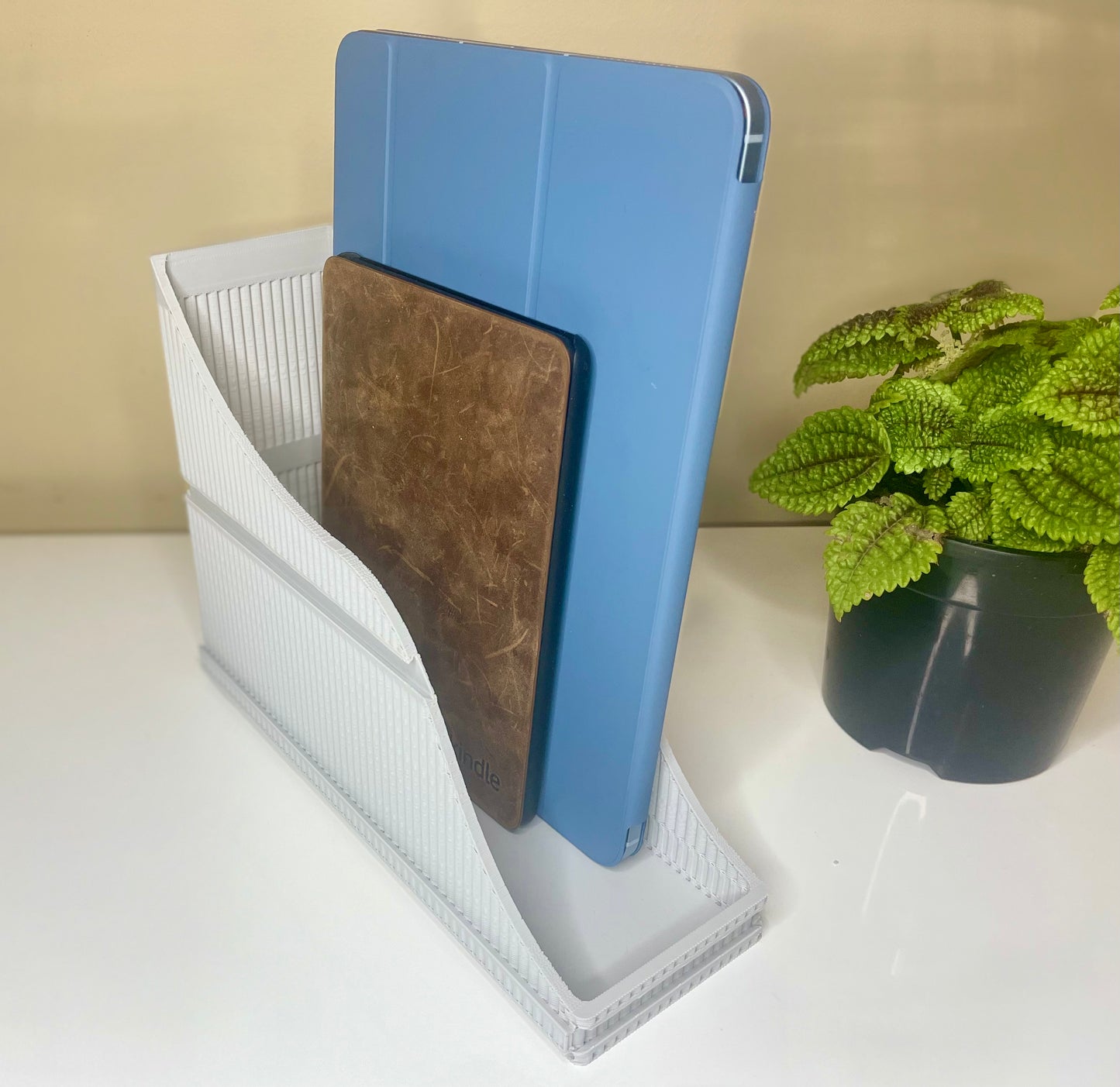 Angled-wall Module Desk Part (24x8x18cm)