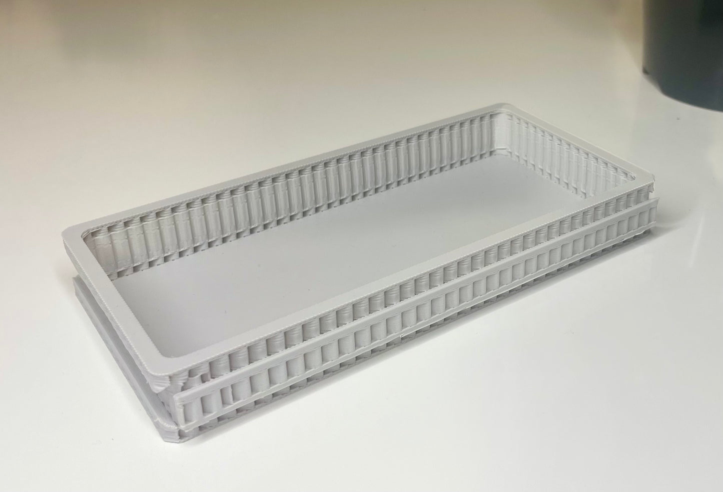 Low-wall Module Desk Part (16x8x2cm)