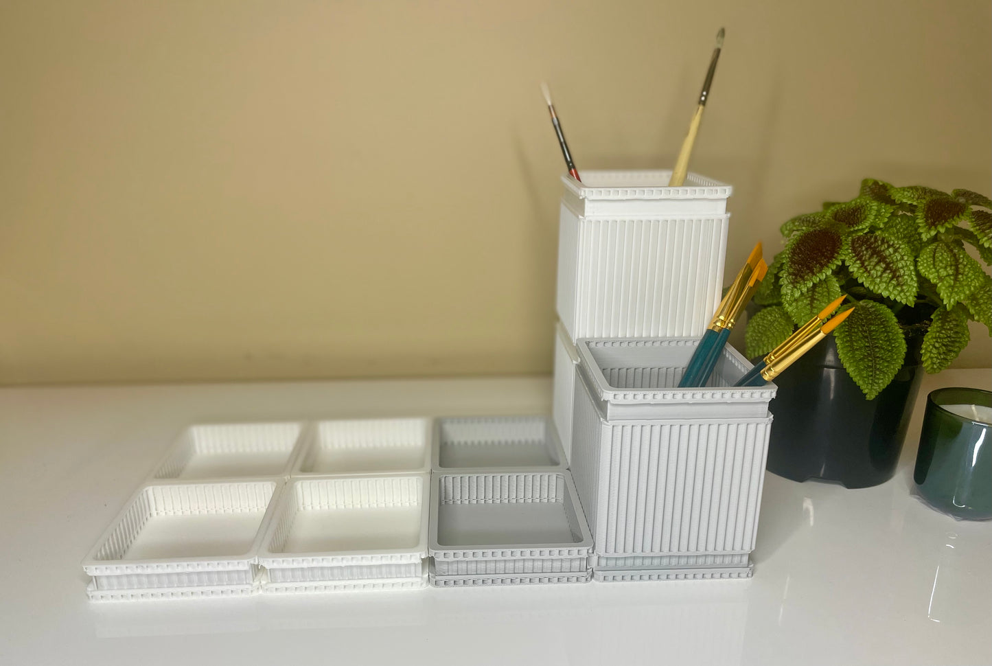 Low-wall Desk Part (8x8x2cm)