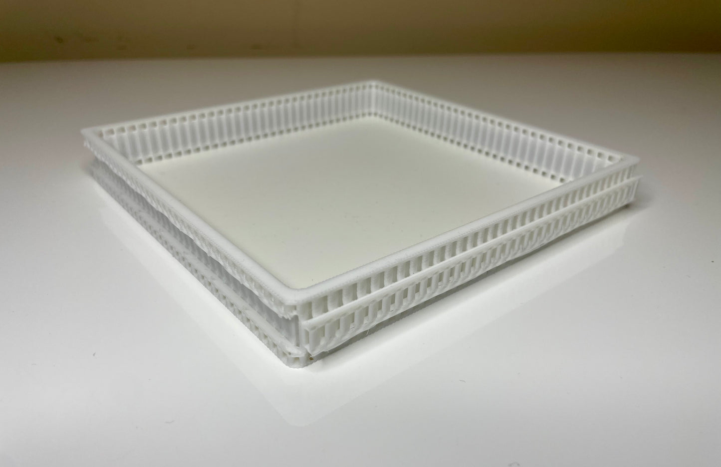 Low-wall Module Desk Part (16x16x2cm)